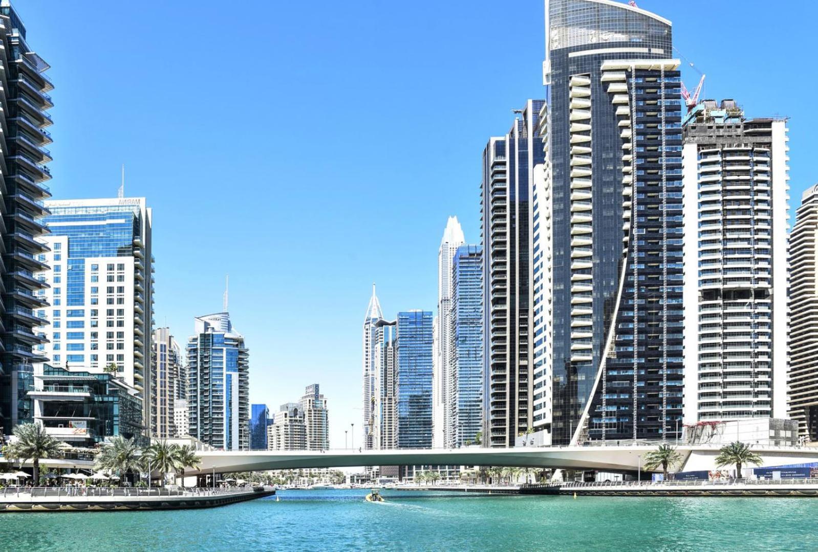 Marina Gate Cozy 1br, Pool, Gym, & Direct Marina Walk Access * Dubai